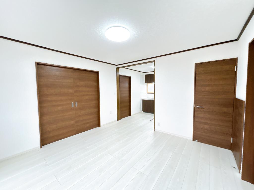 【リフォーム済】帯広市西20条南2丁目21-4  内観