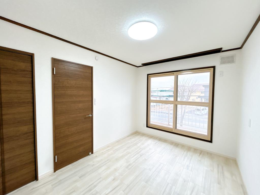 【リフォーム済】帯広市西20条南2丁目21-4  内観