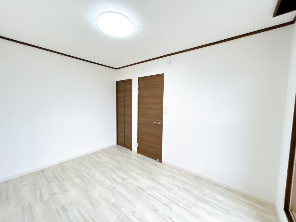 【リフォーム済】帯広市西20条南2丁目21-4  内観