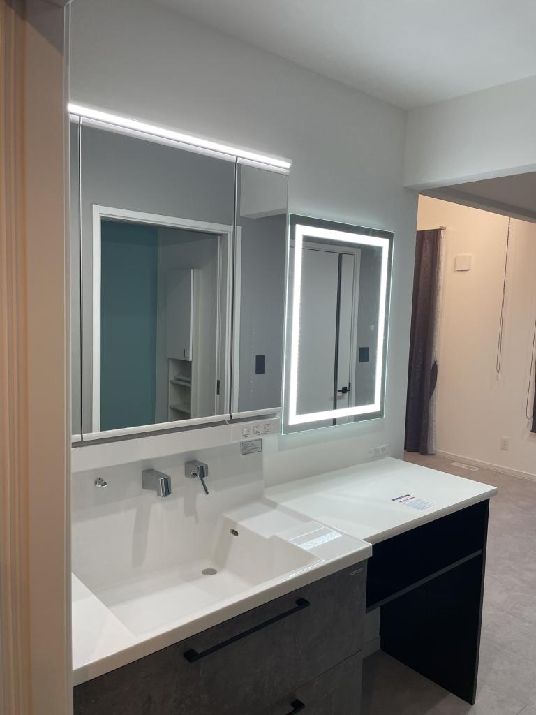 築3年♪光南小近く♪　東6南19＿中古住宅 内観