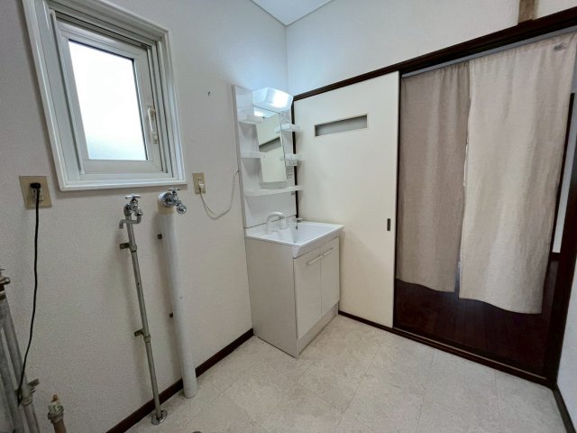 西２０条南５丁目【西エリアに４ＳＬＤＫの中古住宅登場！！】 内観