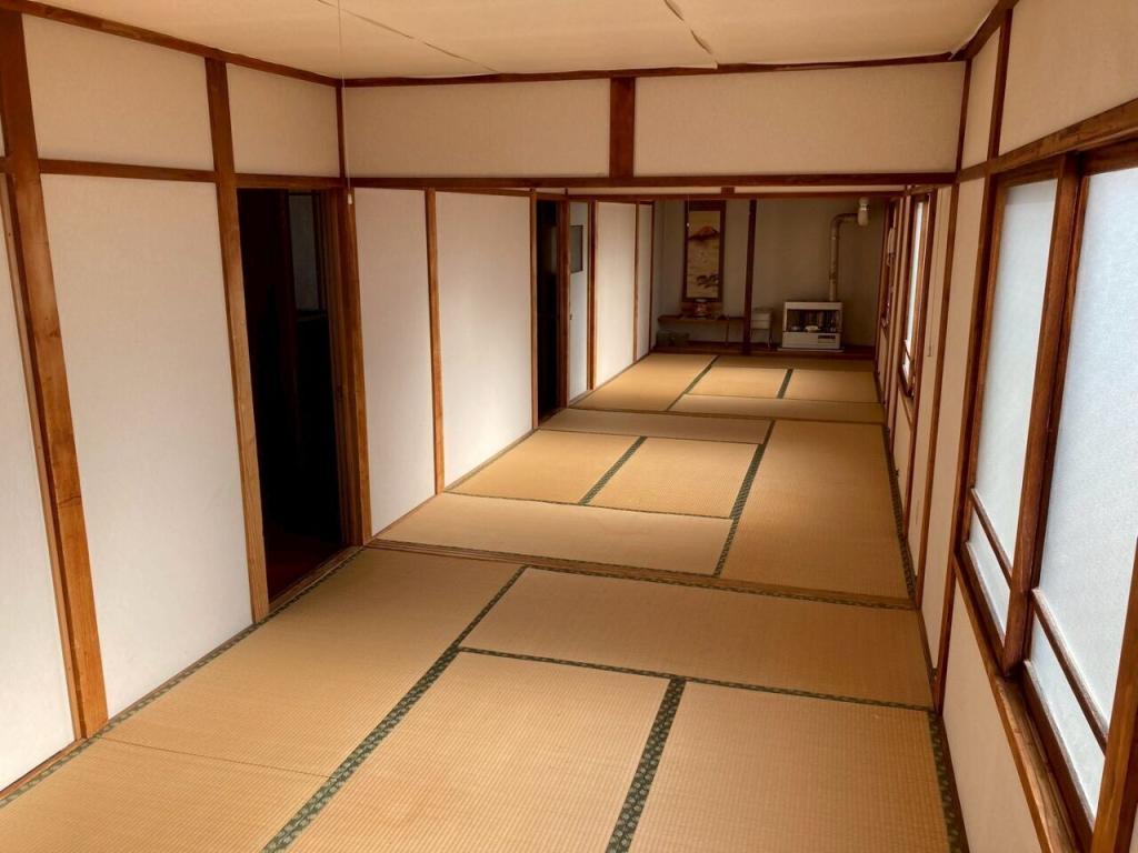 浦幌町字幸町　店舗付き住宅 内観