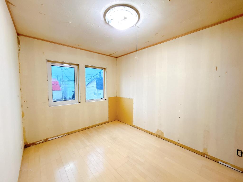 【リフォーム中】帯広市西20条南3丁目 内観