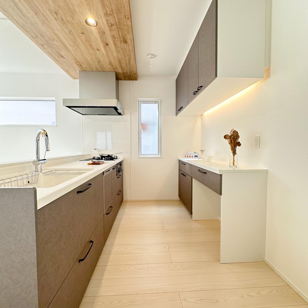 【STANDARD LINE】　グッドフィールド  内観