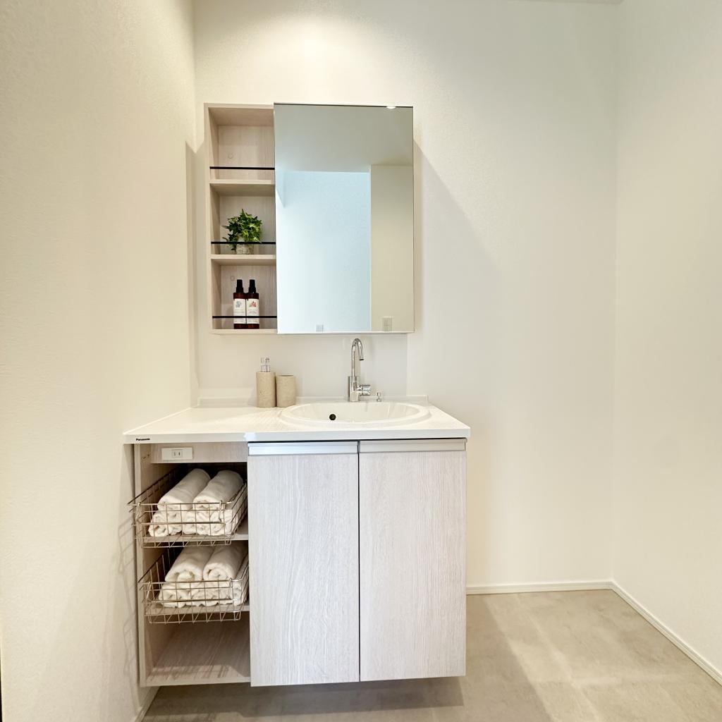 【STANDARD LINE】　グッドフィールド  内観