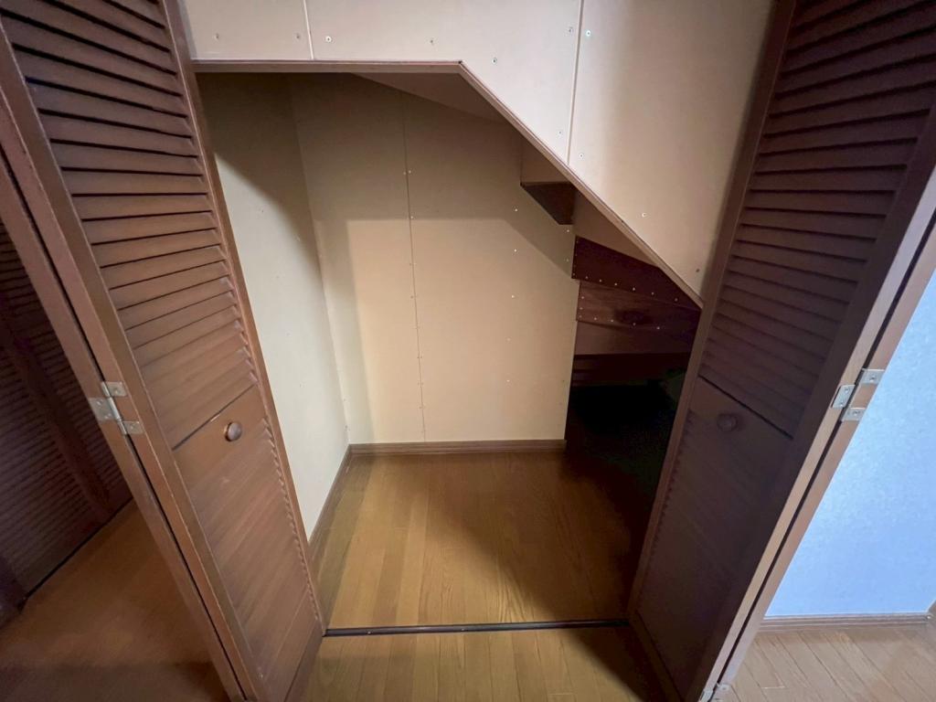 西21南2＿南道路付き中古住宅 内観