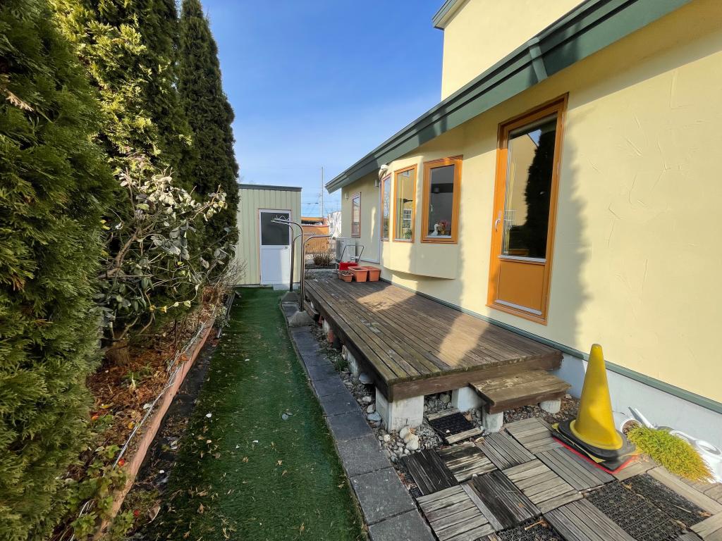 【中古　2世帯住宅】　中札内村 内観