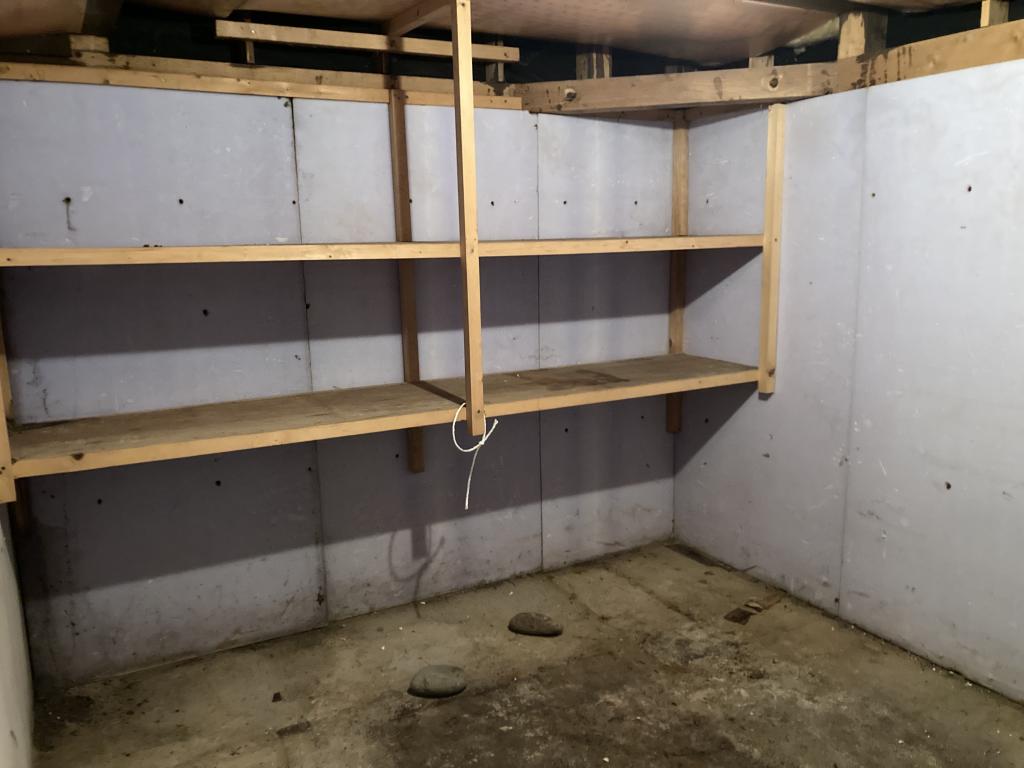 【価格改定】自然豊かな住宅地　南の森西9丁目　5SLDK 中古住宅　車庫・地下有り 内観