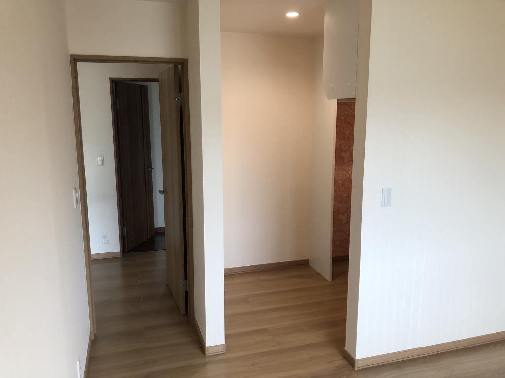 東６条南３丁目　中古戸建 内観