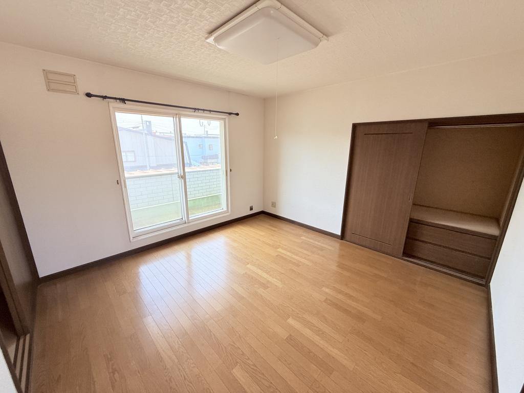 ※価格改定　西16条南30丁目の中古戸建　延床150㎡越えのリノベ向け物件♪  内観