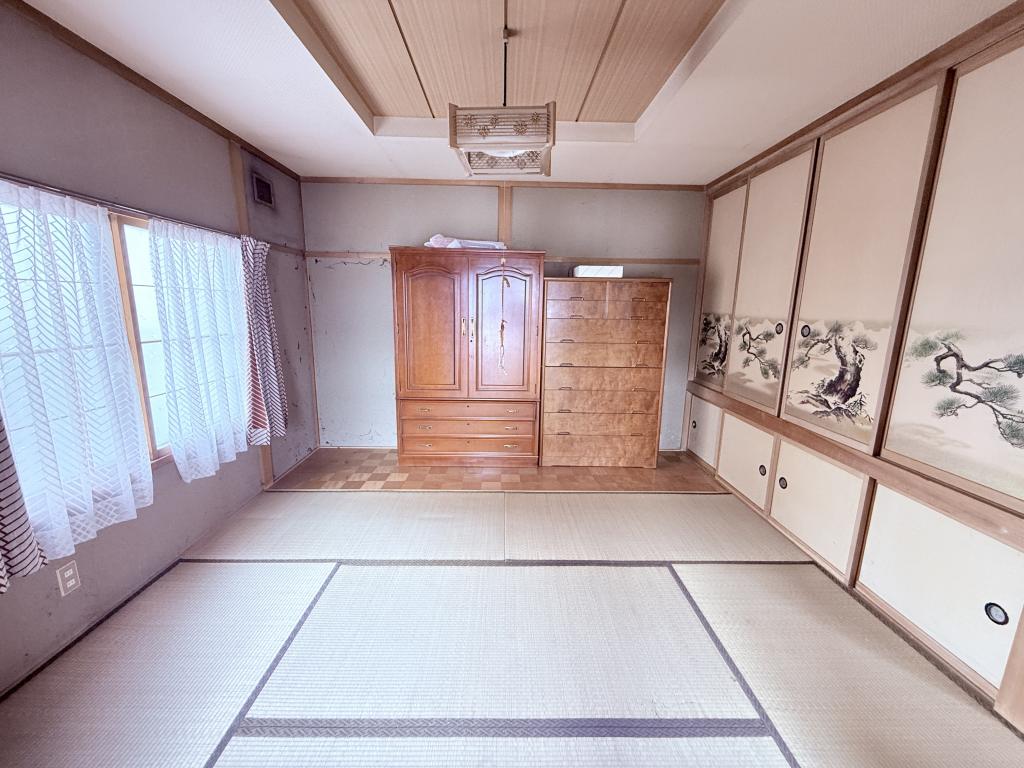 ※価格改定　西16条南30丁目の中古戸建　平屋のリノベ向け物件♪  内観