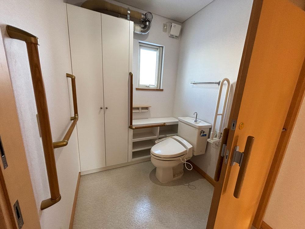 下音更小学校に近い 5LDK中古住宅 北東角地 木野西通11丁目 内観