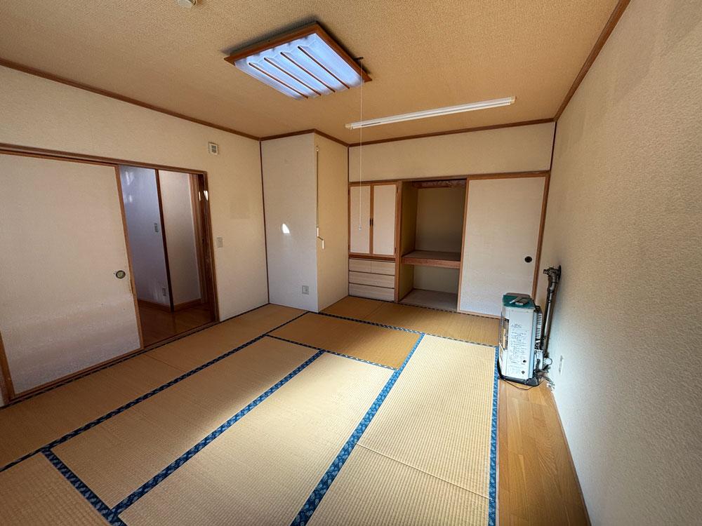 下音更小学校に近い 5LDK中古住宅 北東角地 木野西通11丁目 内観