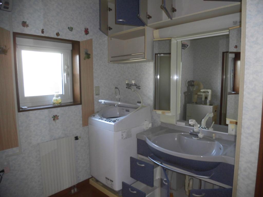 池田町字利別西町28番地21（南西角地）【売中古住宅：平家3LDK】 内観