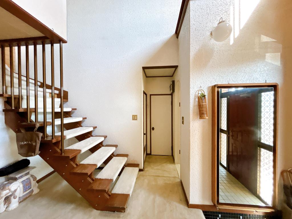 【４LDKの素敵な住宅】帯広市西20条南2丁目 内観