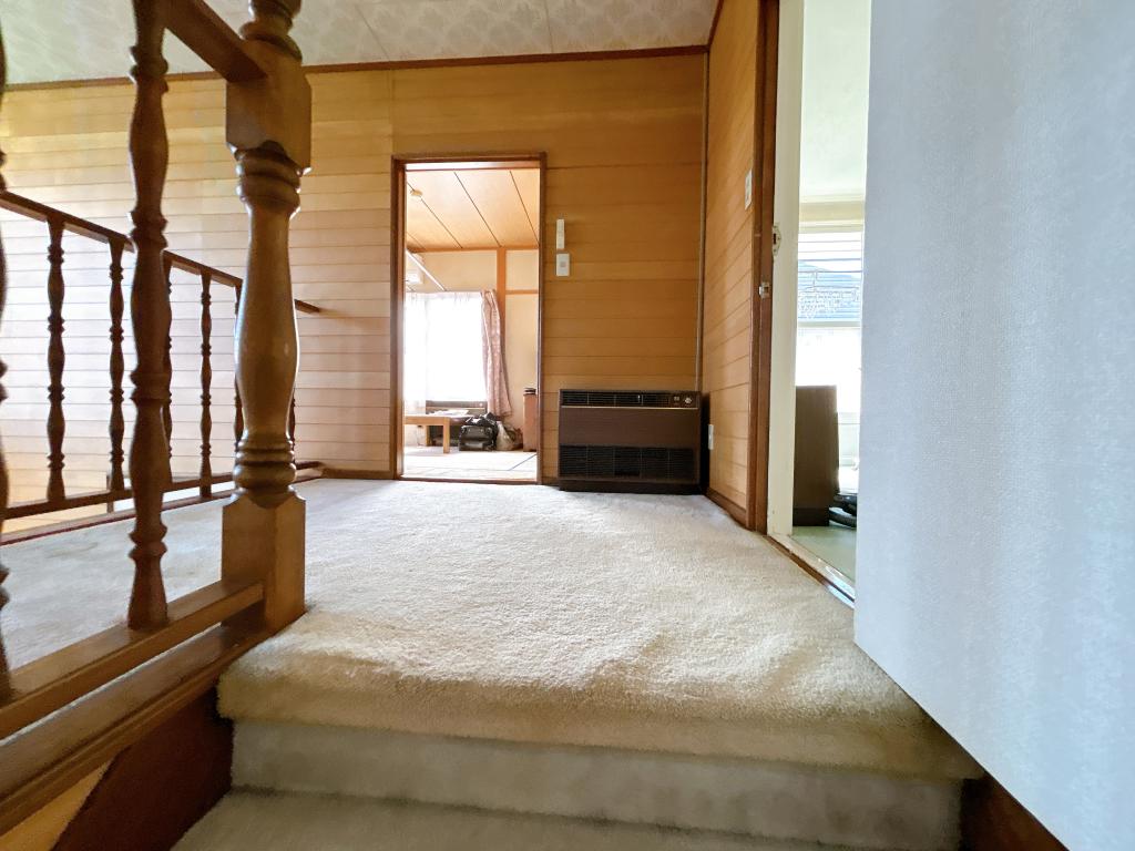 【４LDKの素敵な住宅】帯広市西20条南2丁目 内観