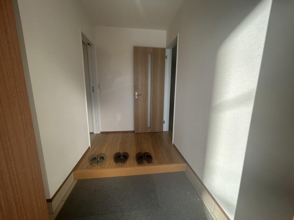 【商談中】帯広市西15条南32丁目　新築物件　A棟 内観