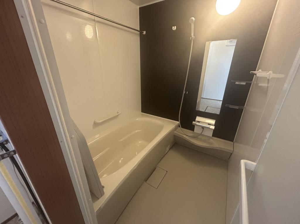 【商談中】帯広市西15条南32丁目　新築物件　A棟 内観