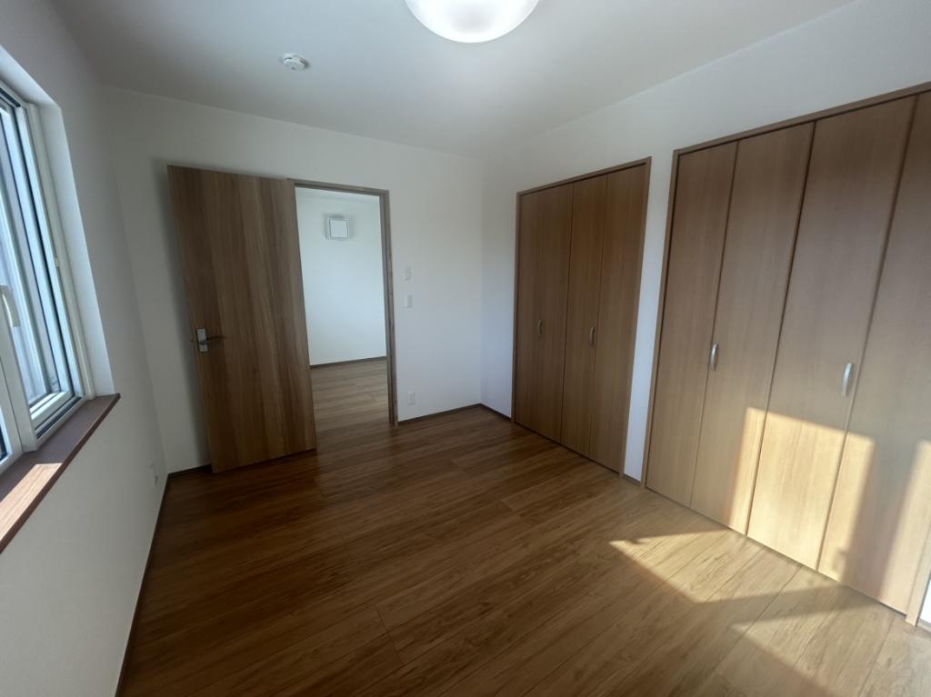 【商談中】帯広市西15条南32丁目　新築物件　A棟 内観