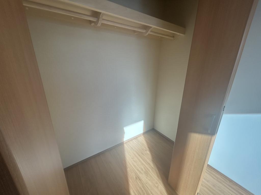 【商談中】帯広市西15条南32丁目　新築物件　A棟 内観