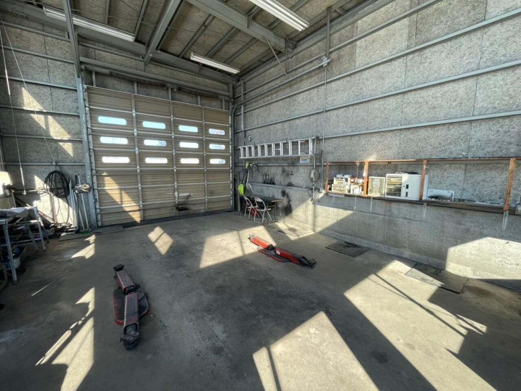 幕別町寿町　工場・事務所 内観