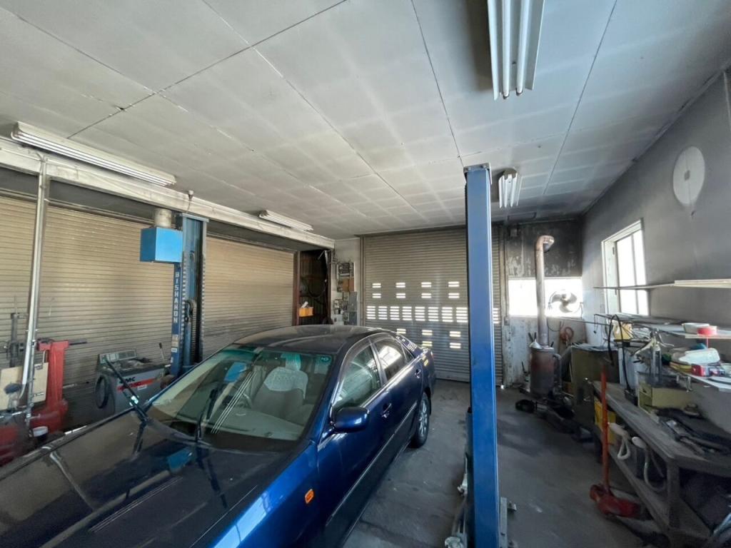 幕別町寿町　工場・事務所 内観