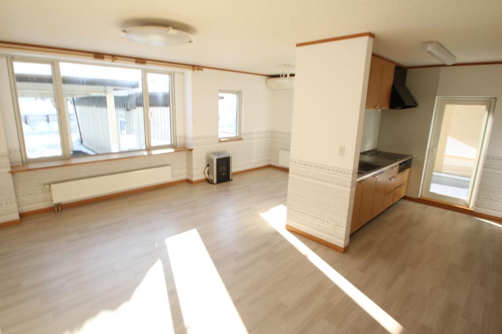 【写真追加】西２３条南１丁目　中古戸建 内観