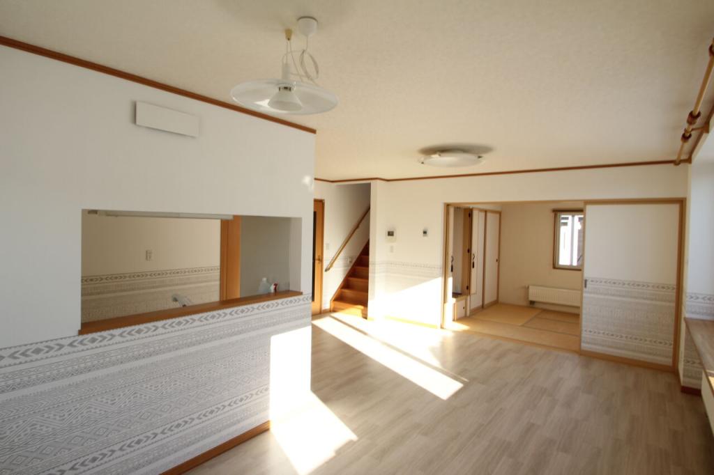 【写真追加】西２３条南１丁目　中古戸建 内観