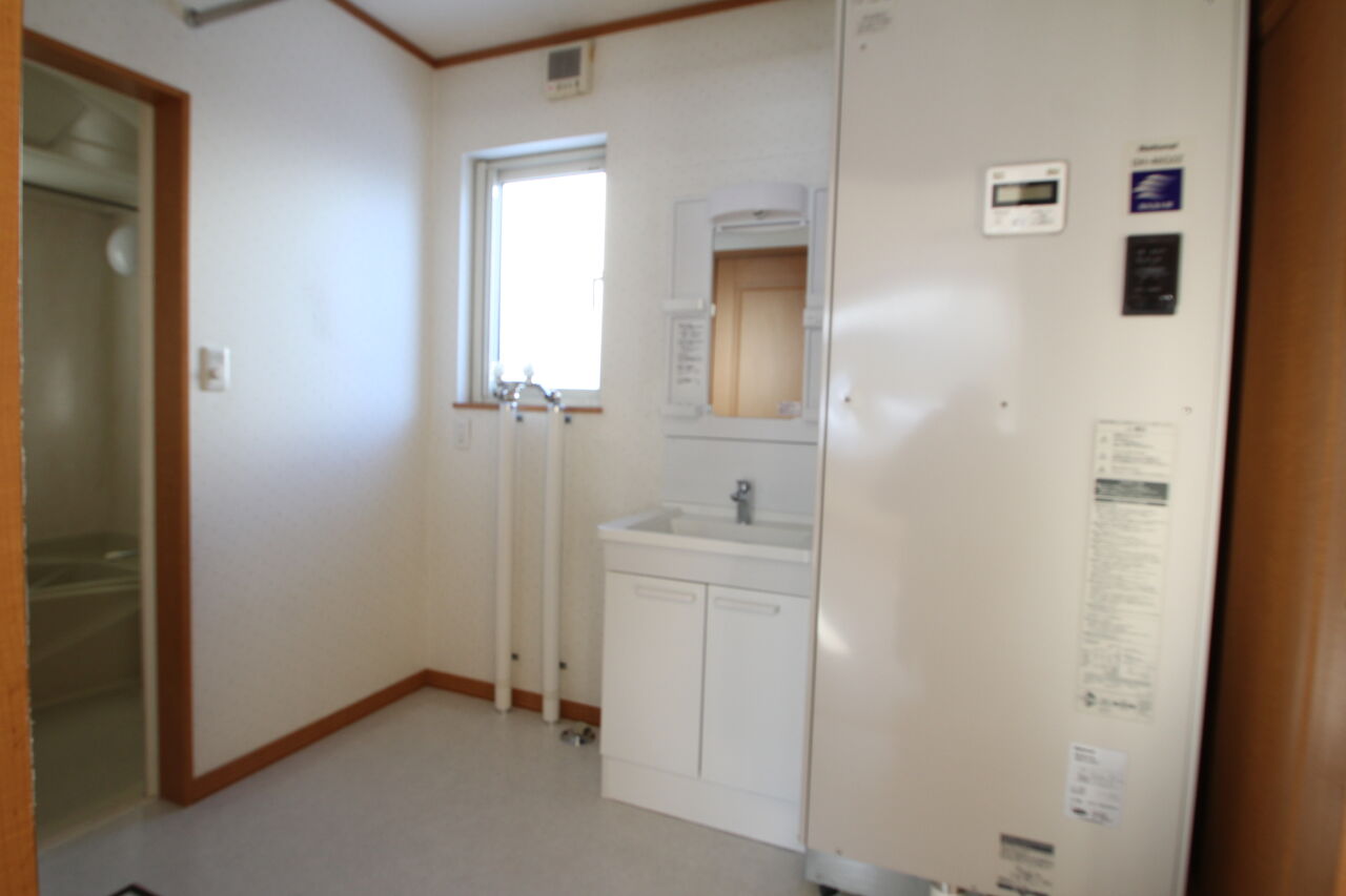 【写真追加】西２３条南１丁目　中古戸建 内観