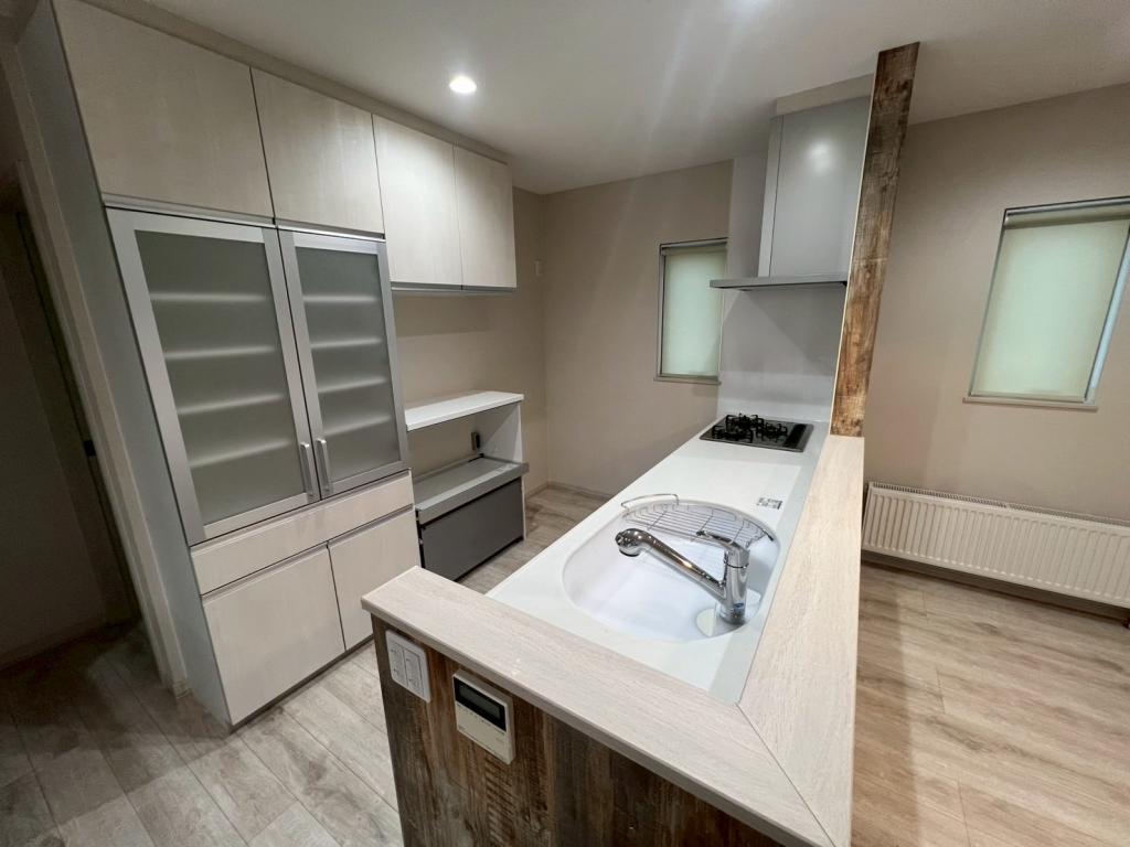 【価格改定】築10年♪　都市ガスエコジョーズ・ソーラー完備♪　西25南1＿築浅中古住宅  内観