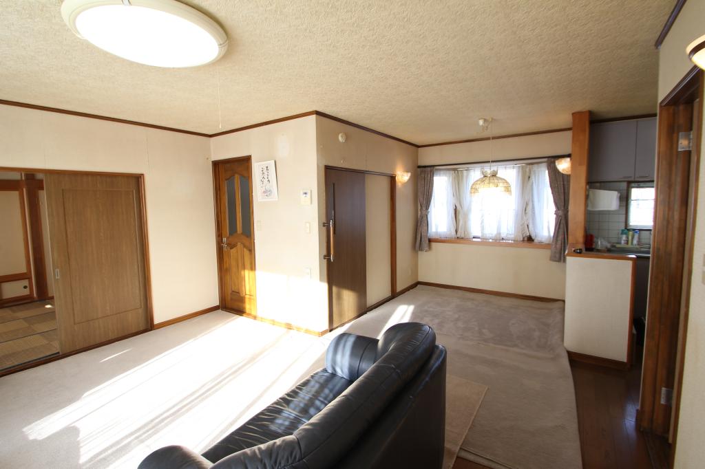 西１３条南２丁目　中古戸建 内観