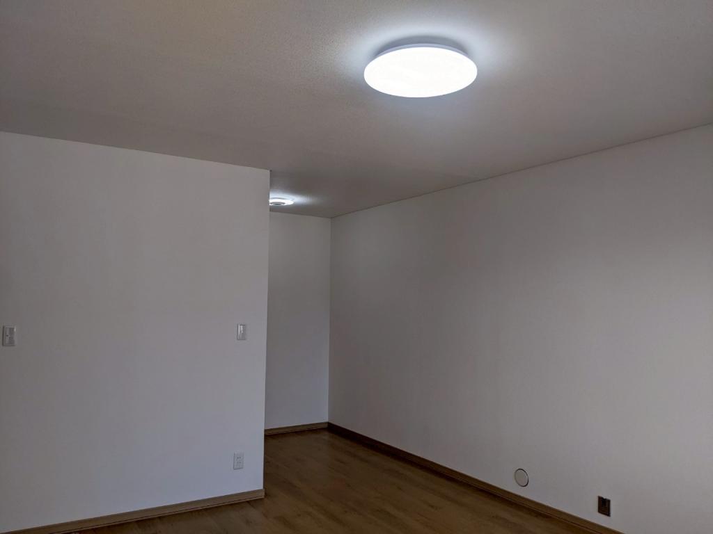 ☆大幅値下げ☆　♪リフォーム済家具付中古住宅♪ 内観