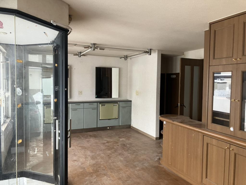 店舗併用中古住宅　帯広市西9条南2丁目 内観