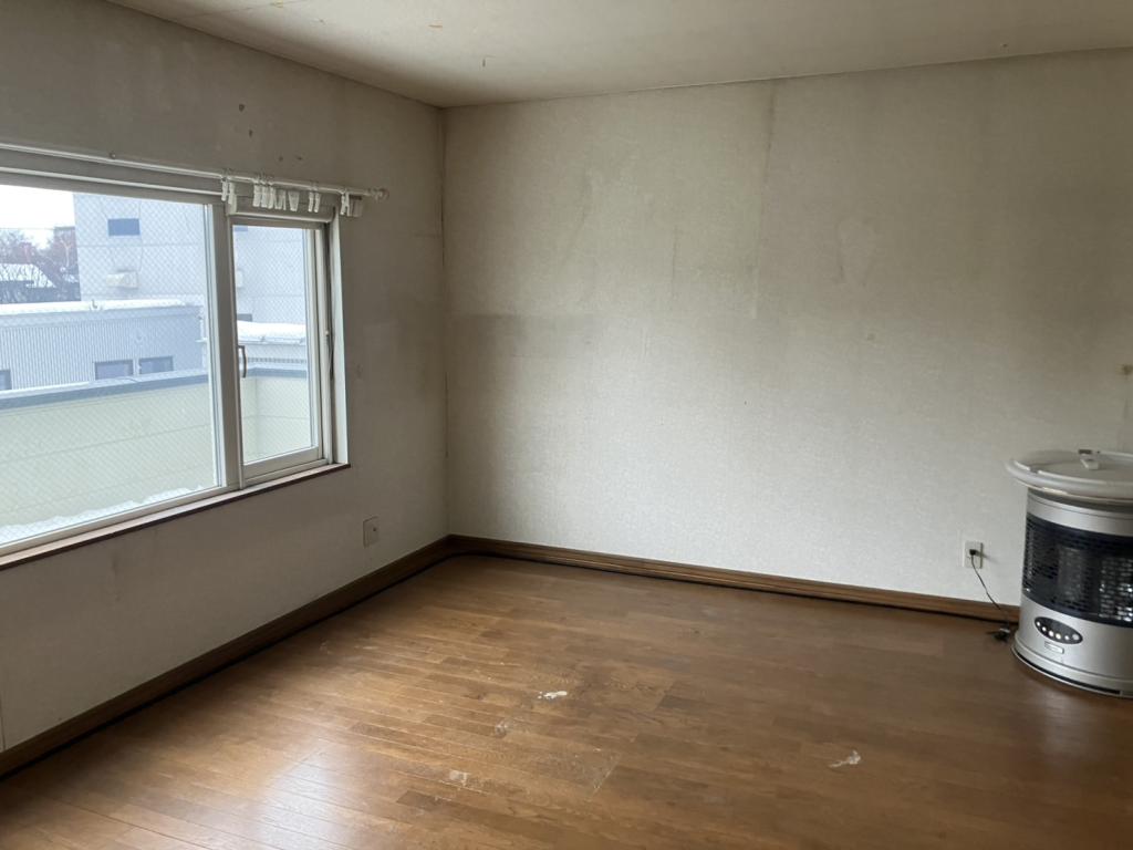 店舗併用中古住宅　帯広市西9条南2丁目 内観