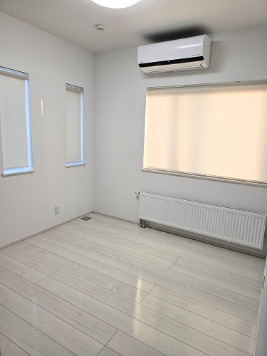 札内北栄町　南向き　築浅物件　ソーラー、カーポートあり！ 内観