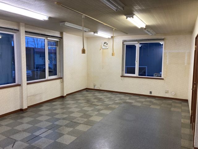 豊頃町茂岩新和町【平成９年築、建設事務所の跡地です】 内観