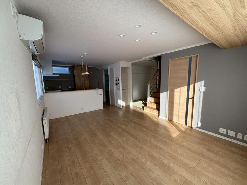 ※商談中※☆美邸☆幕別町札内文京町　中古戸建 内観