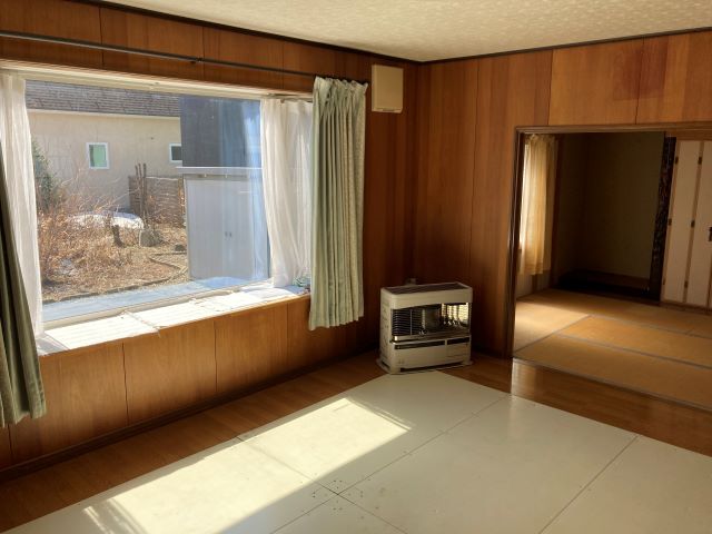 西１７条南５丁目【北東角地！敷地面積約１８０坪！】 内観