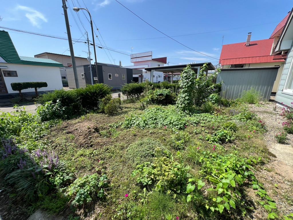 【価格改定】スーパー徒歩5分♪ 南向き♪　芽室町東6-8＿中古住宅 内観