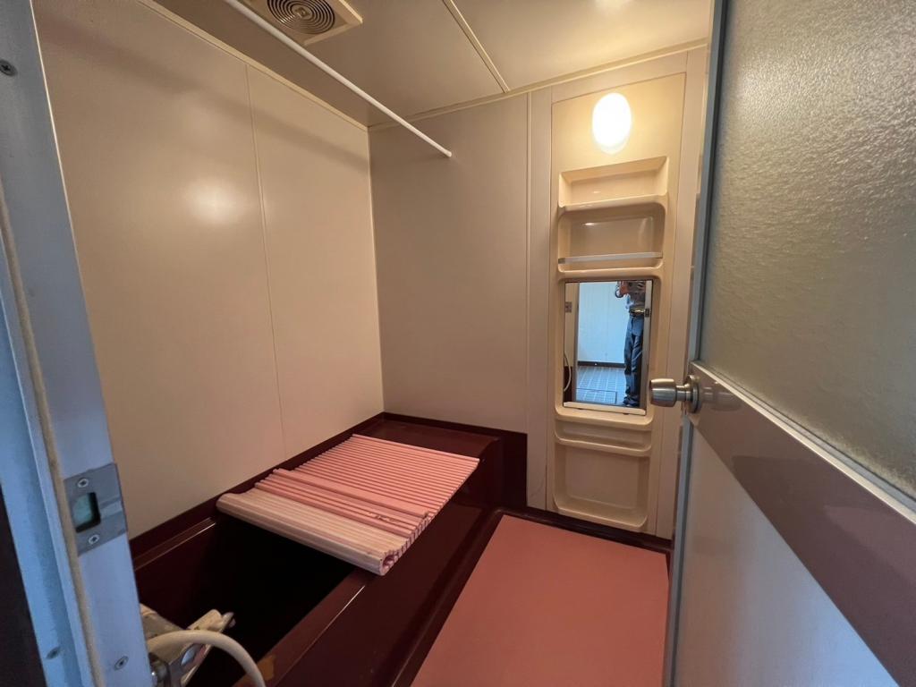 【価格改定】スーパー徒歩5分♪ 南向き♪　芽室町東6-8＿中古住宅 内観