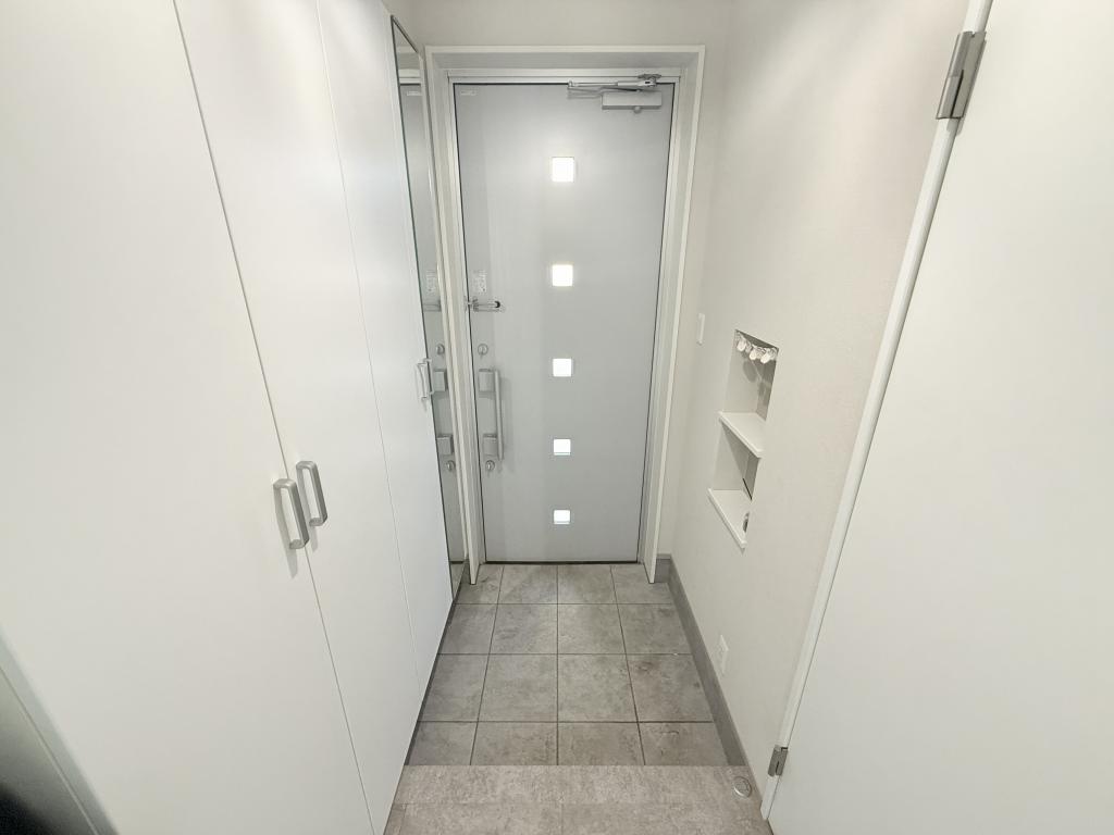 幕別町札内の築浅美邸の中古住宅　※築３年 内観