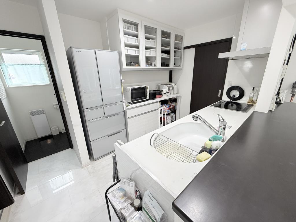 ※価格大幅改定　芽室町本通7丁目の中古住宅　※築浅美邸 内観