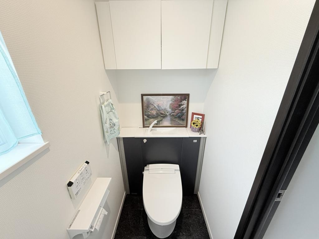 ※価格大幅改定　芽室町本通7丁目の中古住宅　※築浅美邸 内観