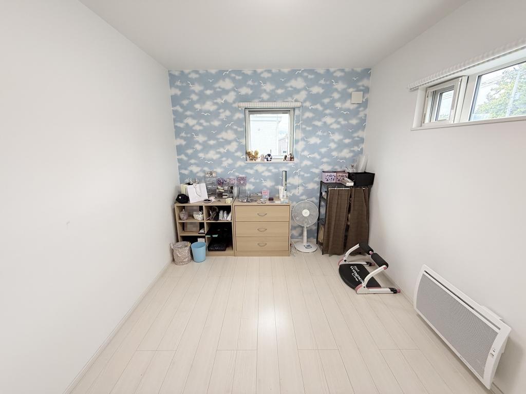 ※価格大幅改定　芽室町本通7丁目の中古住宅　※築浅美邸 内観