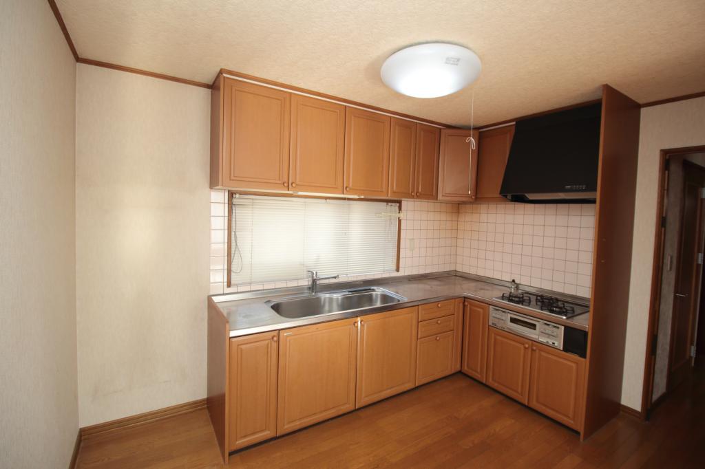 西10条南26丁目　平屋感覚で暮らせる、将来も安心の2階建て中古住宅 内観