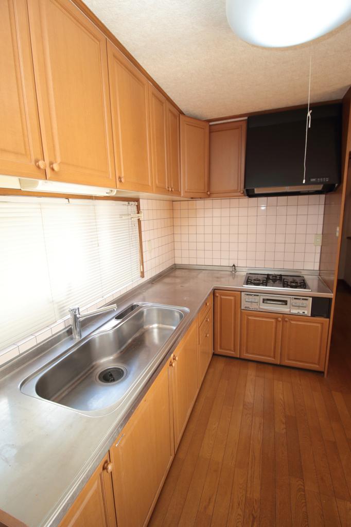 西10条南26丁目　平屋感覚で暮らせる、将来も安心の2階建て中古住宅 内観