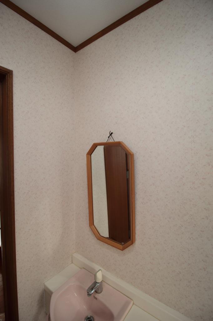 西10条南26丁目　平屋感覚で暮らせる、将来も安心の2階建て中古住宅 内観