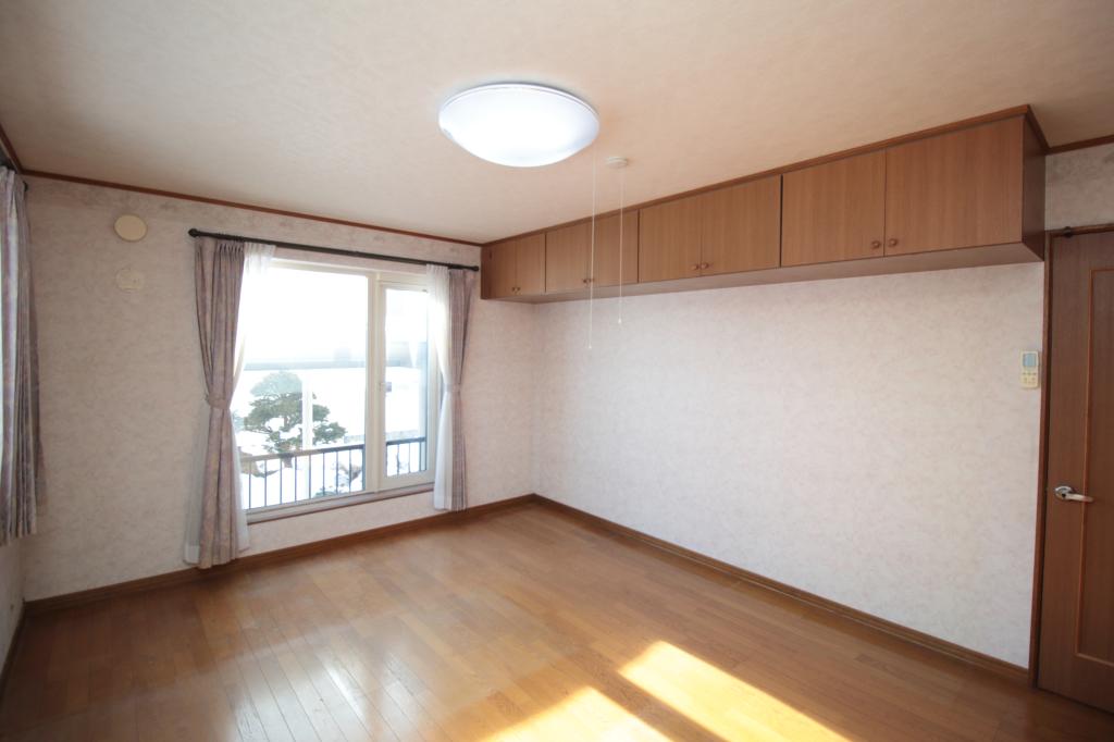 西10条南26丁目　平屋感覚で暮らせる、将来も安心の2階建て中古住宅 内観