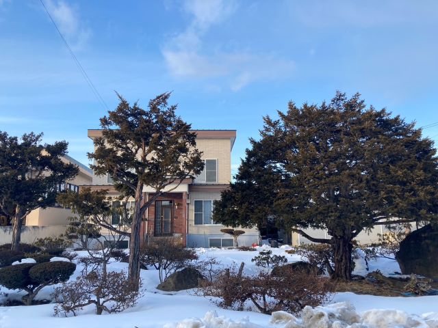 西１２条南３１丁目【広大な敷地！約２２７.９４坪！】 内観