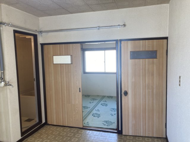 西８条北７丁目【新オーナー様募集！１ＤＫ×６戸！】 内観